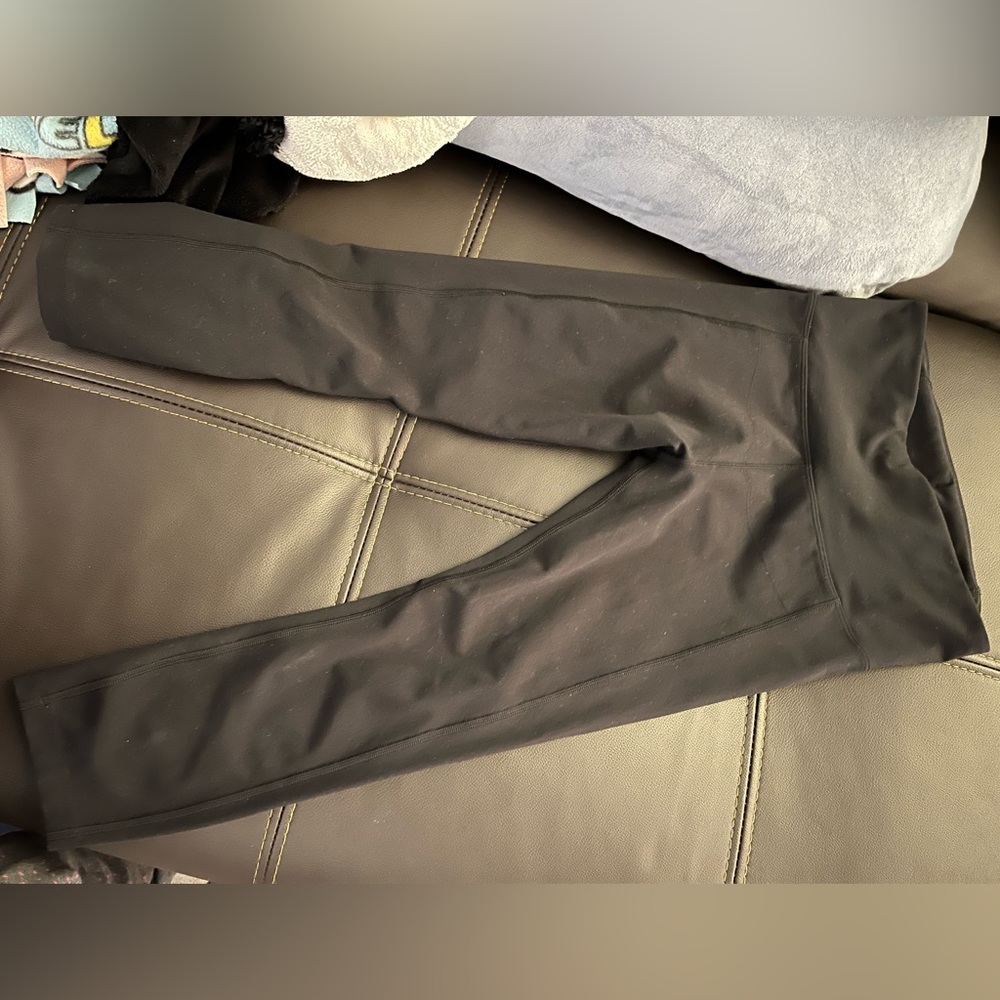 Lorna Jane booty shape pants. Black. Size S. EUC